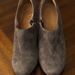 Clarks Dark Gray Suede Women's Mules